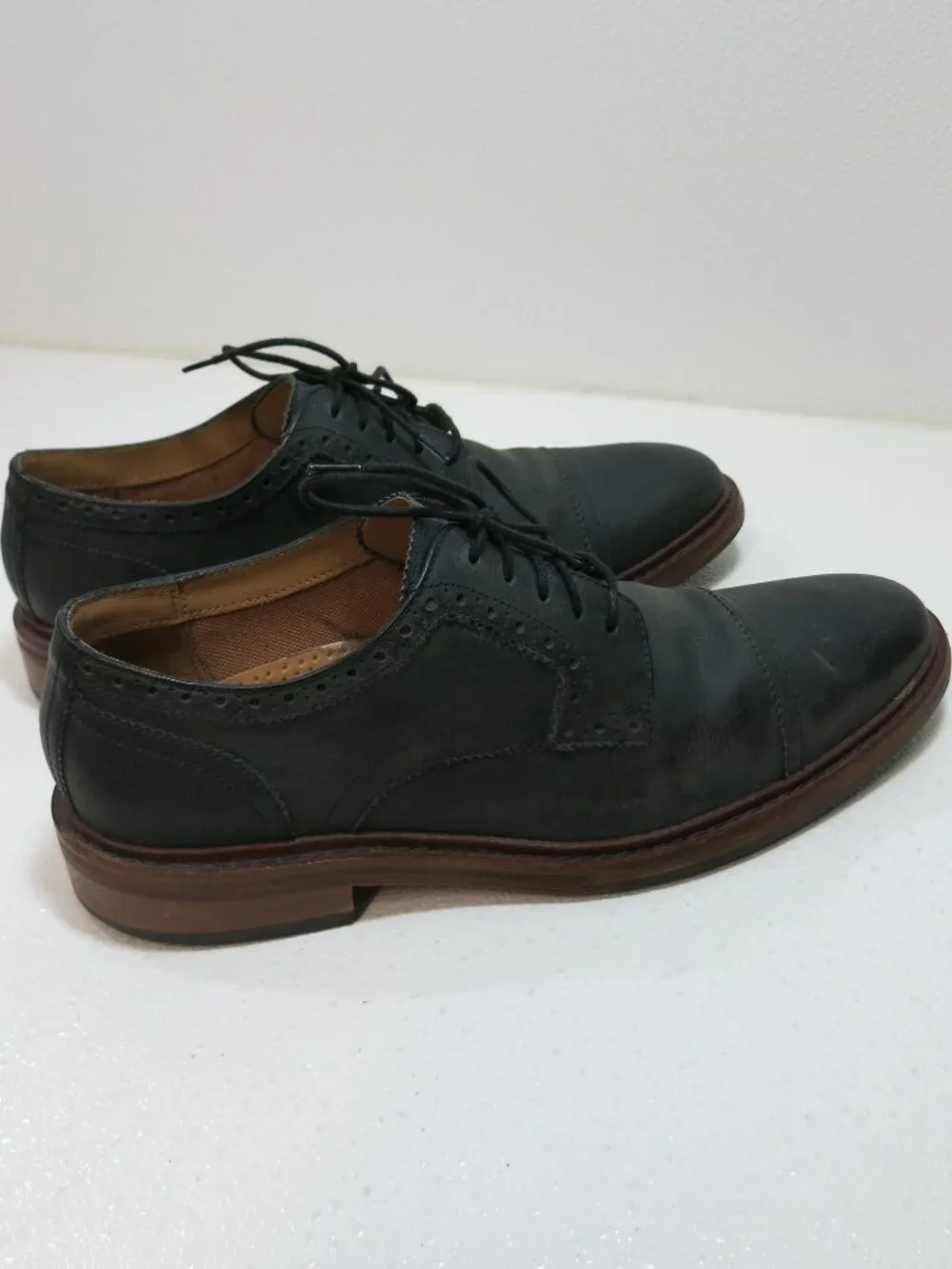 Cole Haan Nubuck Leather Full Cut Oxfords Casual Comfort Men's Footwear Sz 9 M